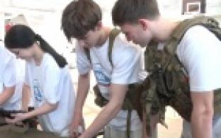 Осколок вражеского дрона из укрепрайона «Царская охота» показали сегодня школьникам и студентам Первоуральска