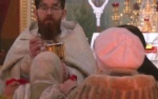 Сотни первоуральцев сегодня пришли на торжественные богослужения, посвящённые Крещению