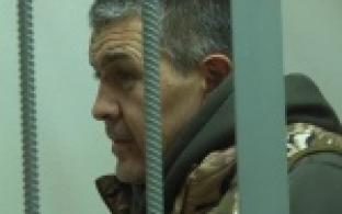 Жителю Первоуральска, из-за которого пришлось эвакуировать соседей и штурмовать квартиру, сегодня избрали меру пресечения