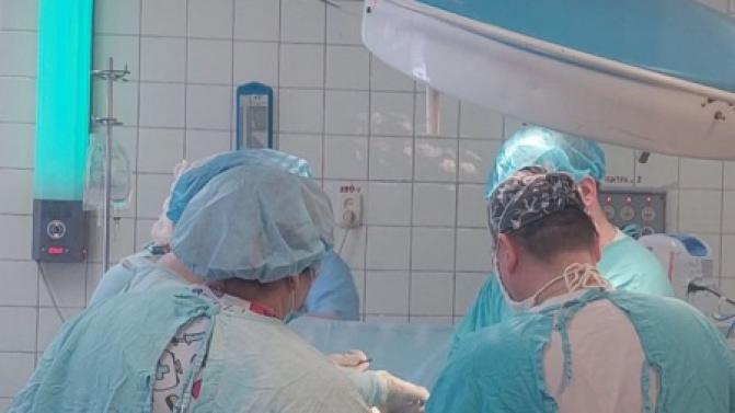 Первоуральские врачи поставили на ноги мужчину с разрушенными тазобедренными суставами