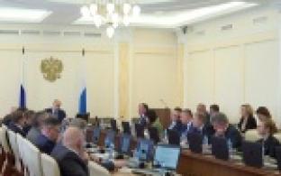 Губернатор Свердловской области Денис Паслер увеличил размер компенсации расходов на аренду жилья для медиков в два раза