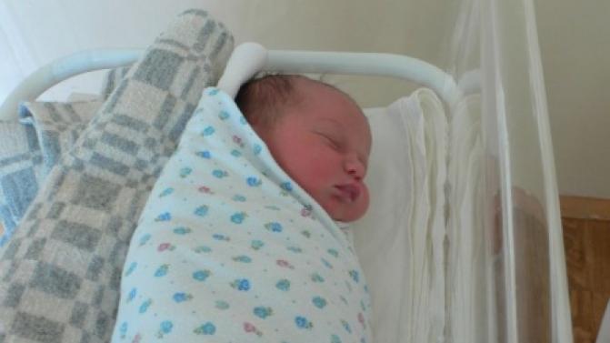 За прошедшую неделю в Свердловской области родились 653 малыша