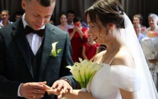 Август стал самым популярным месяцем для заключения брака