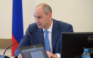 Бюджетникам в Свердловской области повысят зарплаты