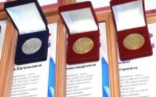 В Первоуральске сегодня чествовали «отличников» и «хорошистов»