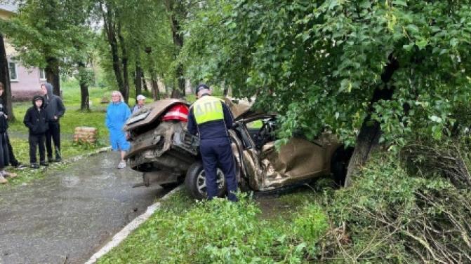 151 ДТП произошло в Свердловской области за выходные