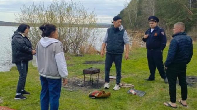 Уральцы допустили более 280 нарушений особого противопожарного режима в майские праздники