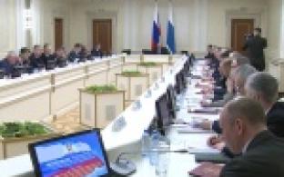 Денис Паслер поручил усилить меры безопасности во время празднования Дня весны и труда и Дня Победы