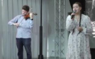 В Первоуральске юные артисты готовят премьеру уникального проекта «Во имя мира на Земле»