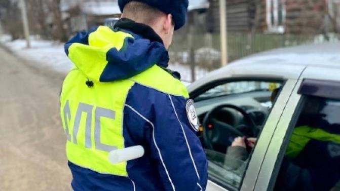 Госавтоинспекция напоминает водителям о недопустимости управления автомобилями в состоянии опьянения