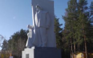 К 80-летию Великой Победы в Первоуральске провели большую кампанию по ремонту мемориалов и памятников