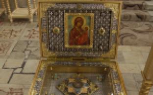 Святыню, сохранившуюся со времён земной жизни Божьей Матери, доставили в Первоуральск