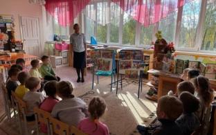 В Первоуральске сотрудники Госавтоинспекции посетили детский сад №42