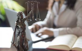 Первоуральцев приглашают на бесплатную юридическую консультацию