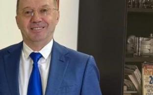 В Первоуральске в школе № 32 обновили футбольный стадион