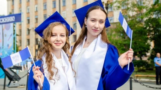 Бюджетные места, скидки, стипендии: что ждёт абитуриентов в приемной кампании - 2024