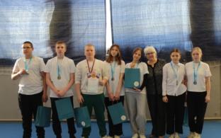 В школе N16 прошла военно-патриотическая игра