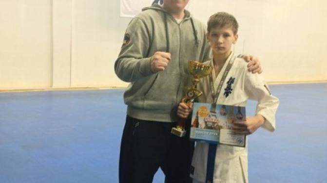 Первоуралец стал серебряным призёром Всероссийских Соревнований по каратэ