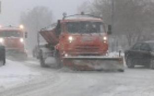 Первоуральск переживает последствия обрушившегося снегопада