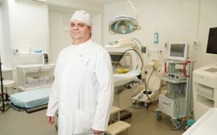 Свердловские врачи установили кардиостимулятор 101-летней пациентке со сложным нарушением сердечного ритма