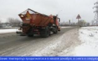 Коммунальщики Первоуральска устраняют последствия мощного снегопада