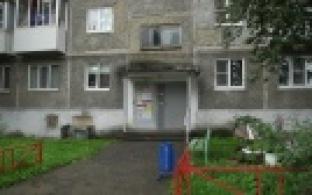 Коммунальщики взяли пробы воды в доме на улице Вайнера