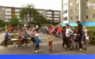 В Первоуральске завершили благоустройство аллеи на улице Трубников