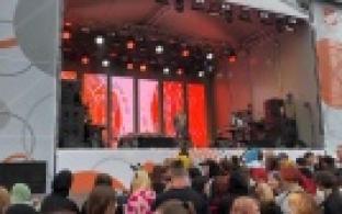 В эти минуты в Первоуральске отмечают День металлурга