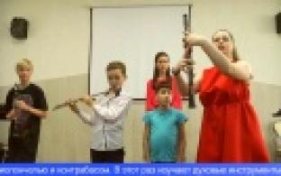 Артисты Свердловской филармонии сыграли концерт для юных первоуральцев