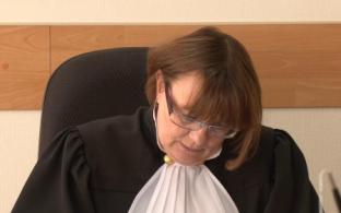 Судебный процесс о применении насилия в отношении представителя власти проходит в Первоуральске