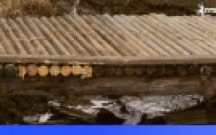 Неравнодушные первоуральцы восстановили мост через реку