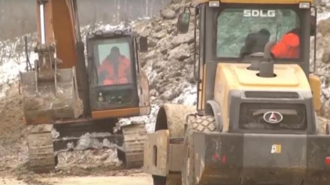 На автодороге Пермь-Екатеринбург в праздничные дни будет ограничено движение