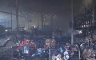 Крупный пожар произошел в одном из супермаркетов в Первоуральске