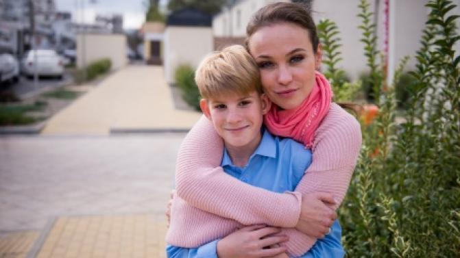 Премьера художественного сериала "Чужой ребёнок" на телеканале ПТВ