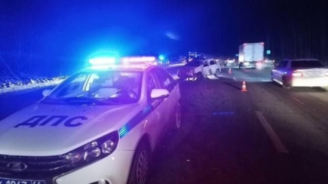 В ДТП на трассе Пермь-Екатеринбург погиб пассажир легкового автомобиля