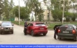 Автоинспекторы напомнили первоуральцам о правилах безопасности