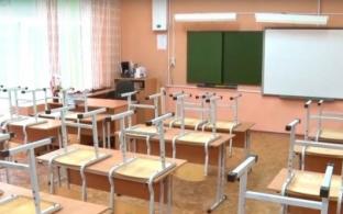 Обязательного масочного режима и дистанта в школах не будет