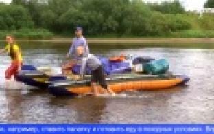 Юные первоуральцы отправились на сплав по реке Чусовая