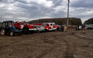 За выходные в Свердловской области ликвидировано 16 природных пожаров