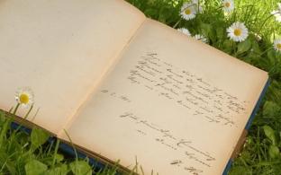Презентация сборника стихов уральских поэтов состоится в Парке новой культуры