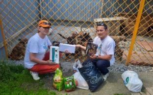 300 кг макулатуры, по 4 кг пластика и металла, 108 кг батареек