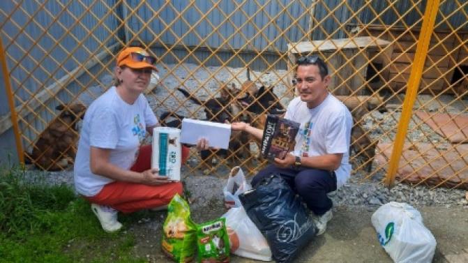 300 кг макулатуры, по 4 кг пластика и металла, 108 кг батареек