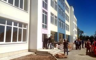 Совсем скоро для учеников распахнёт двери новая школа в посёлке Билимбай