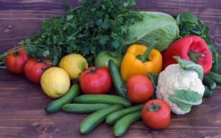 В магазинах Среднего Урала снизились цены на овощи