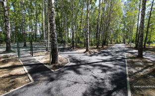 В Первоуральске началась обработка общественных территорий от клещей