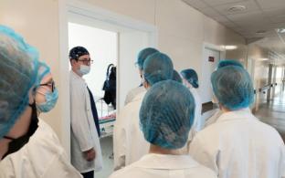 Ученики медицинского класса лицея №21 побывали на экскурсии в Первоуральской городской больнице