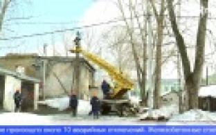 Больше километра проводов заменят энергетики до конца апреля