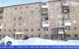 Жители дома на ул. Прокатчиков страдают от зловонного запаха в подвале