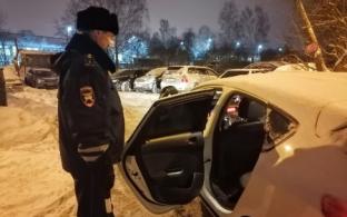 Правила перевозки детей проверили первоуральские госавтоинспекторы