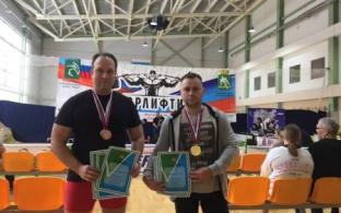 Первоуральцы стали победителями областных соревнований по пауэрлифтингу в дисциплине "Жим"